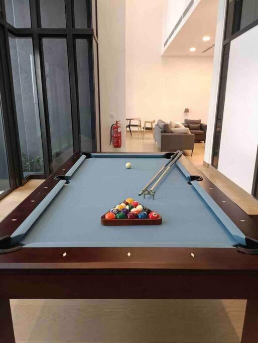 Klcc Luxury Comfy 2br Sky View Bukit Bintang Lot10 Pavillion Kuala Lumpur