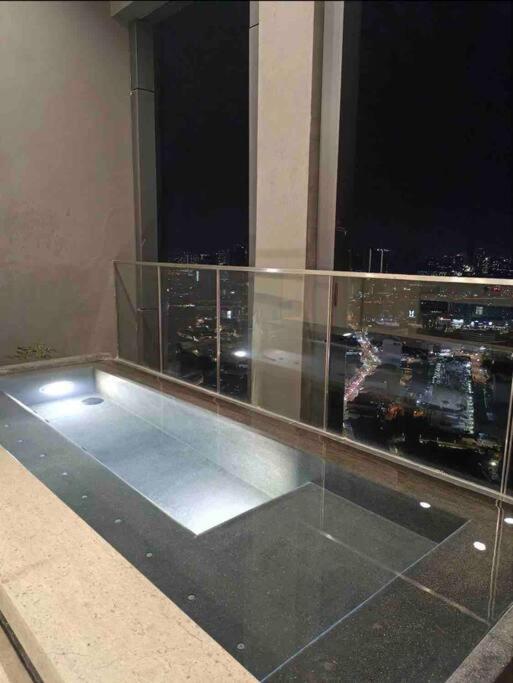 Klcc Luxury Comfy 2br Sky View Bukit Bintang Lot10 Pavillion Kuala Lumpur