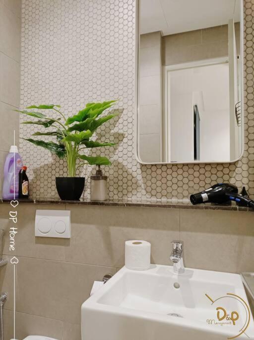 Klcc Luxury Comfy 2br Sky View Bukit Bintang Lot10 Pavillion Pangsapuri